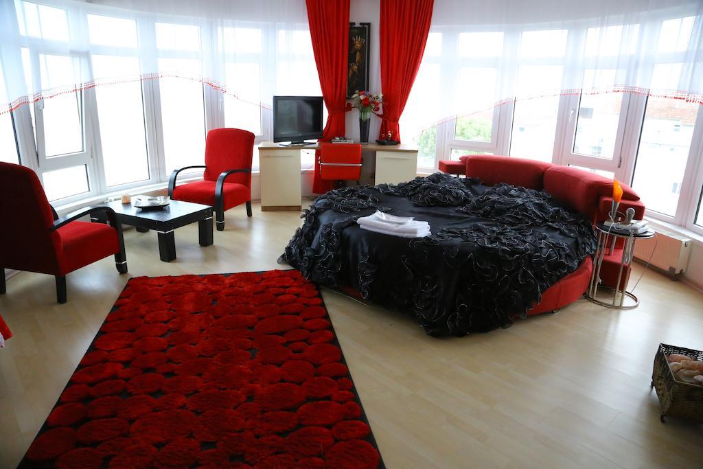 Tuana Hotel Atakum Pokoj fotografie